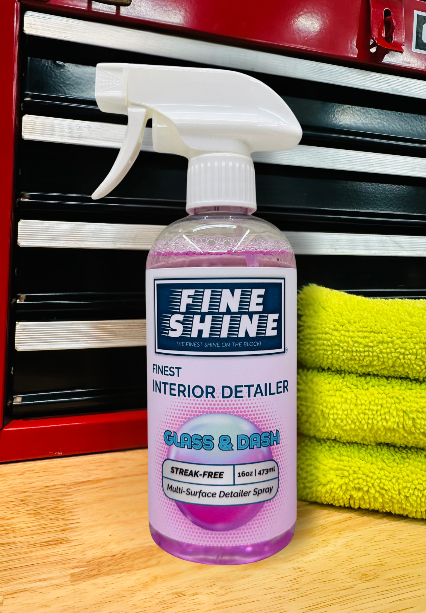 Finest Interior Detailer (Glass & Dash) 16oz